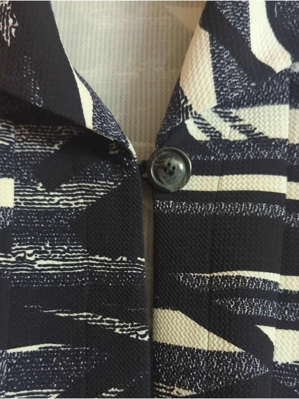 Zooni Collection Black & White Striped Asymmetric Blazer - Picture 7 of 9